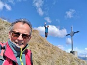 48 Alla croce del Pizzo Grande del Sornadello (1574 m) , per Raffaele la prima volta